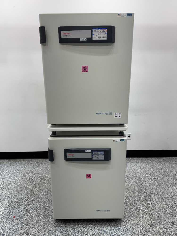 Image of Thermo Scientific Heracell VIOS 250i LK CO2 Incubators - Quantity 2